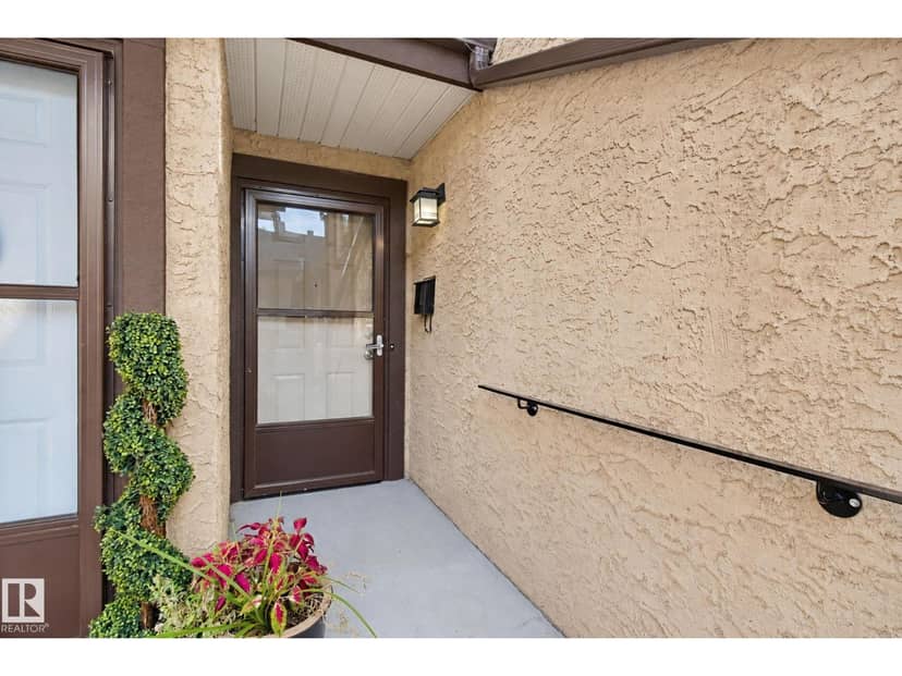 14812 43 AV NW, Edmonton, photo 2