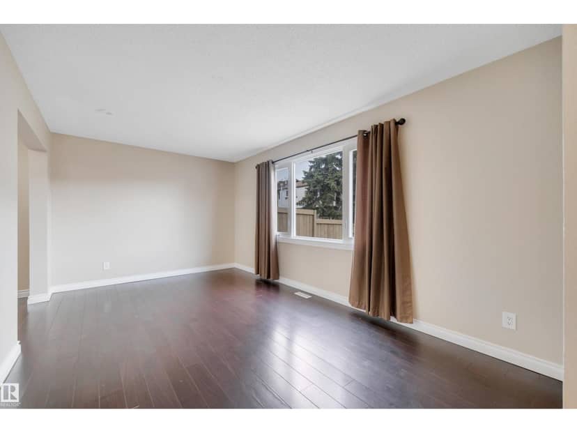 #8 14130 80 ST NW, Edmonton, photo 2