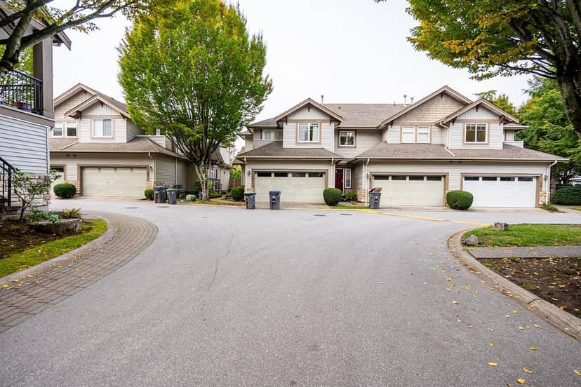 26 14453 72 AVENUE, Surrey, photo 2
