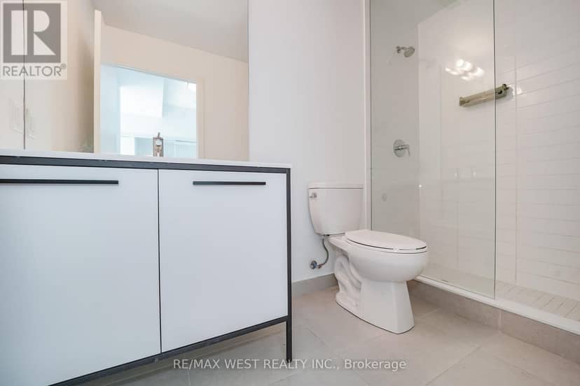 1103 - 185 Deerfield Road, Newmarket, photo 7
