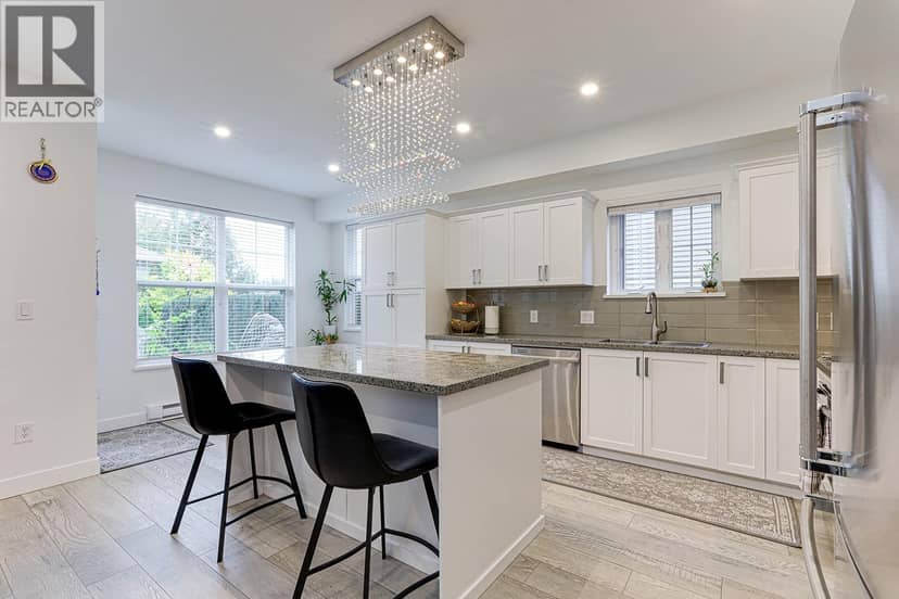1437 COLLINS ROAD, Coquitlam, photo 2