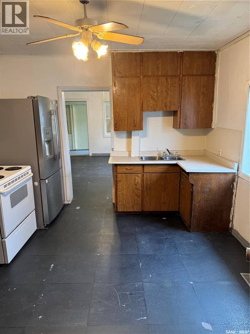 751 17th STREET W, Prince Albert, photo 4