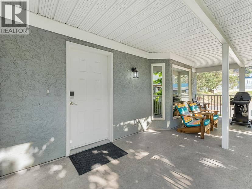 2739 Riffington Place, West Kelowna, photo 4