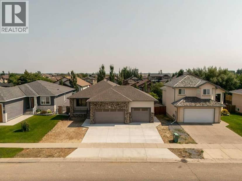 1027 Canyon Boulevard W, Lethbridge, photo 3