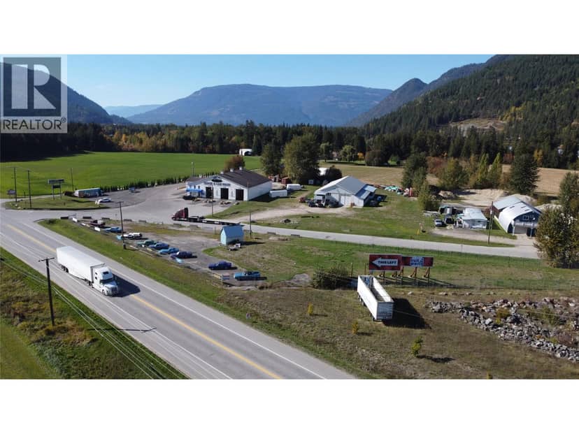 1310 Trans Canada Highway, Sicamous, photo 2