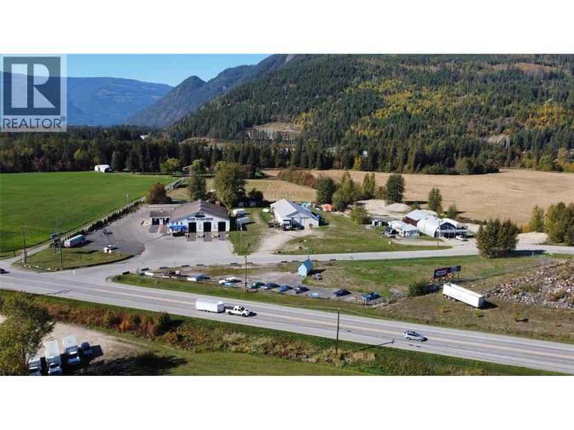 1310 Trans Canada Highway, Sicamous, photo 3