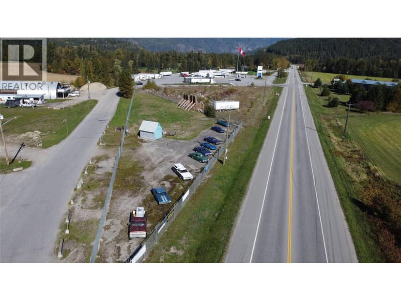 1310 Trans Canada Highway, Sicamous, photo 4
