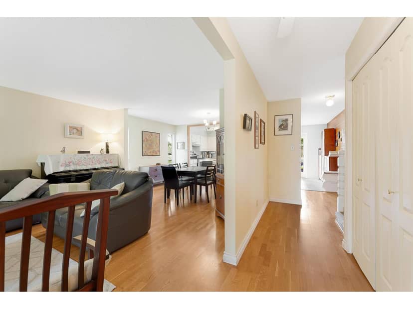2215 153A STREET, Surrey, photo 2