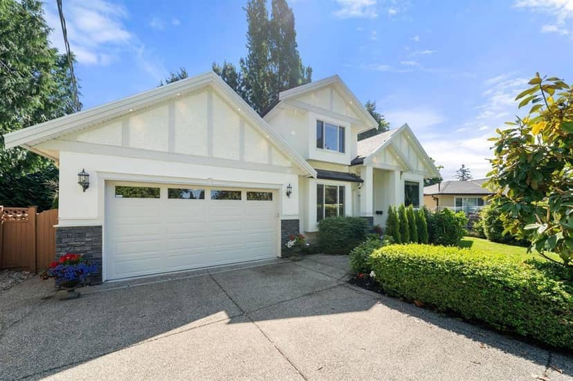 1328 STEVENS STREET, White Rock, photo 2