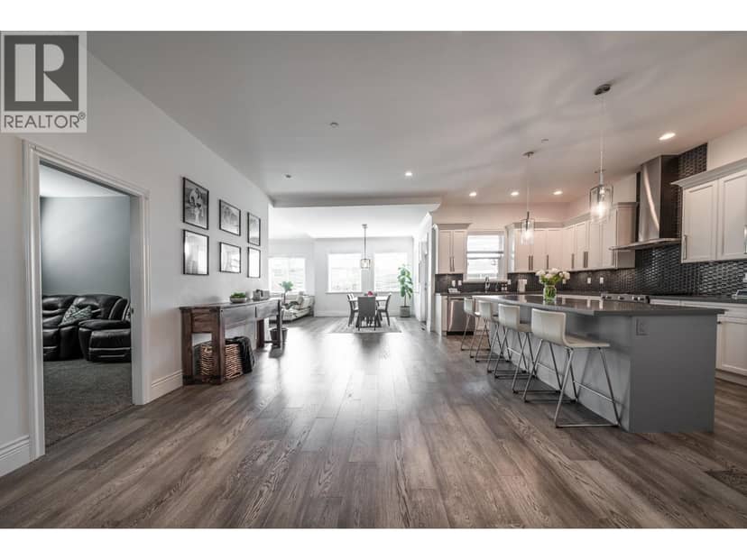 20142 123A AVENUE, Maple Ridge, photo 3