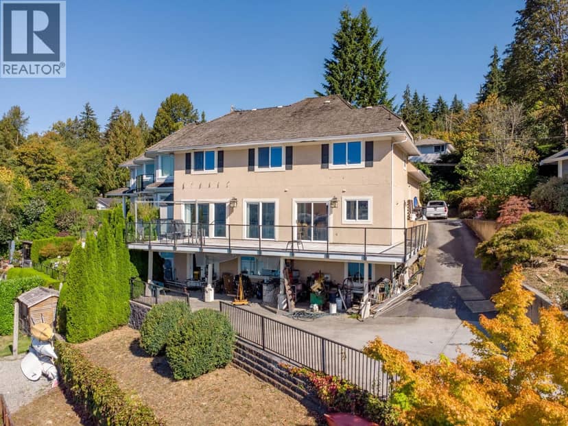 1678 BEACH AVENUE, Port Moody, photo 4