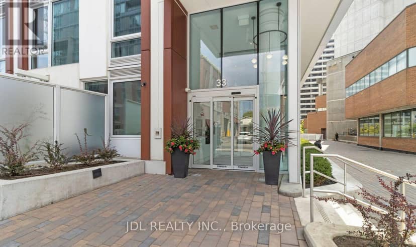 2007 - 33 Helendale Avenue, Toronto, photo 2