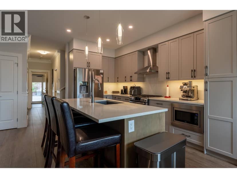 3369 Hawks Crescent, Westbank, photo 5