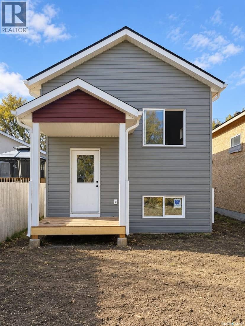 218 W Avenue S, Saskatoon