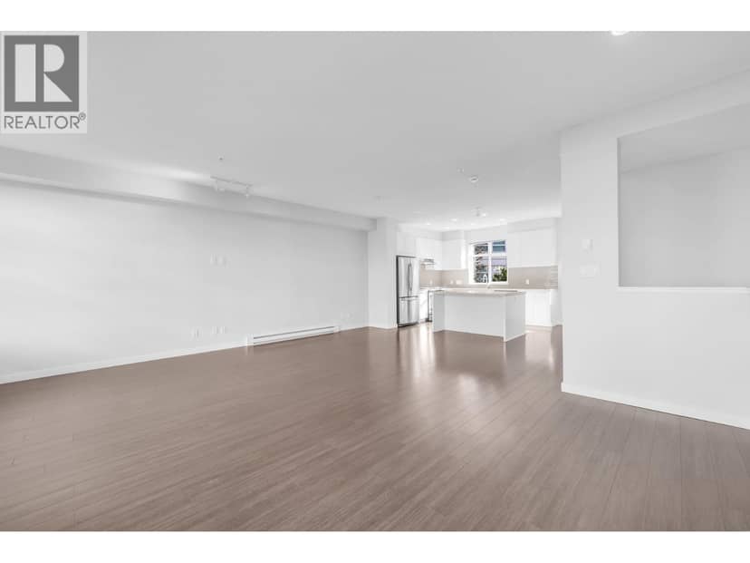 65 39548 LOGGERS LANE, Squamish, photo 5