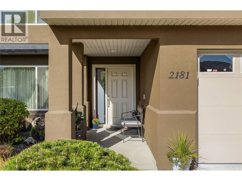 2181 Alvarado Trail, Westbank, photo 2