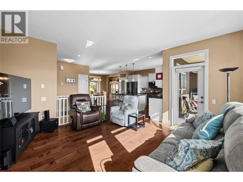 2181 Alvarado Trail, Westbank, photo 5