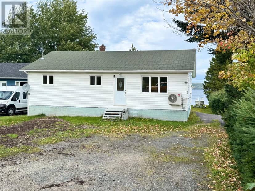 26 Main Street N, Glovertown