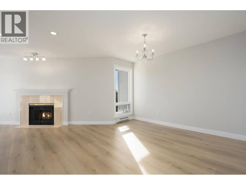 321 7453 MOFFATT ROAD, Richmond, photo 6