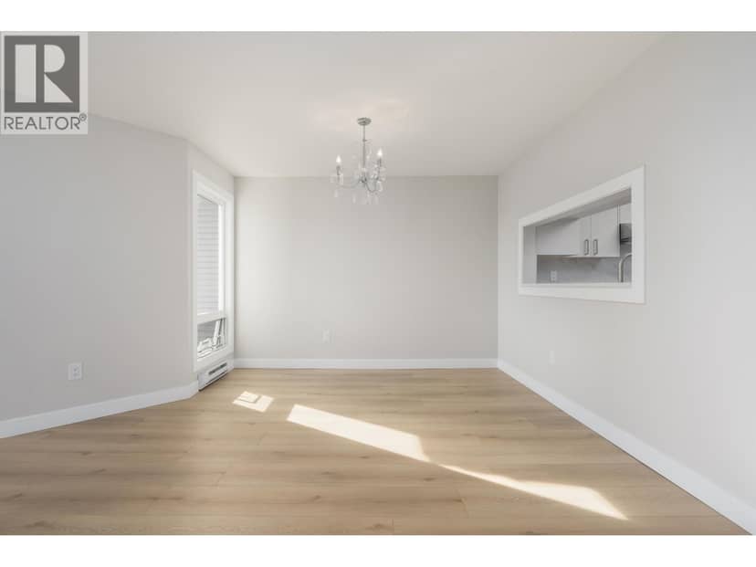 321 7453 MOFFATT ROAD, Richmond, photo 7