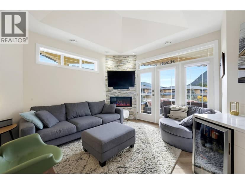 714 Riverside Avenue Unit# 28, Sicamous, photo 8