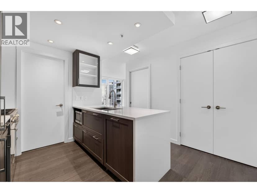 1702 5515 BOUNDARY ROAD, Vancouver, photo 8