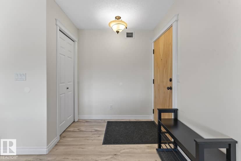 #2203 901 16 ST, Cold Lake, photo 2