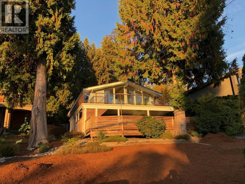 831 IOCO ROAD, Port Moody, photo 2