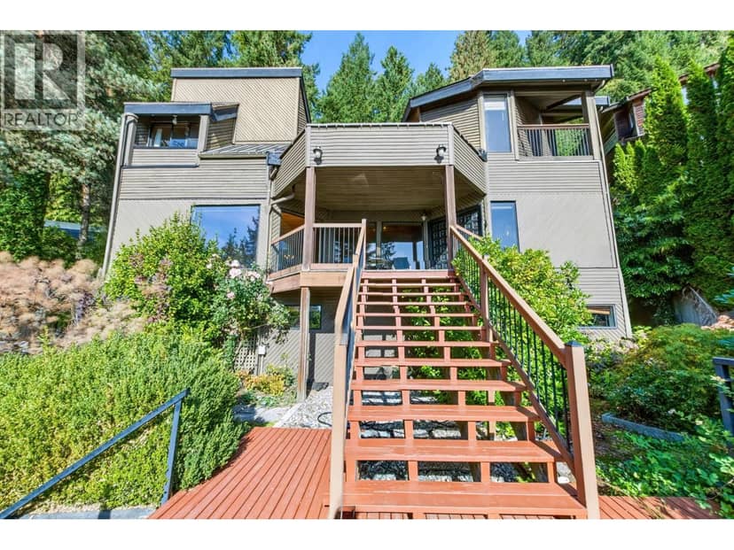 60 WALTON WAY, Port Moody