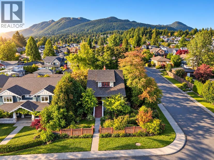364 E 14TH STREET, North Vancouver