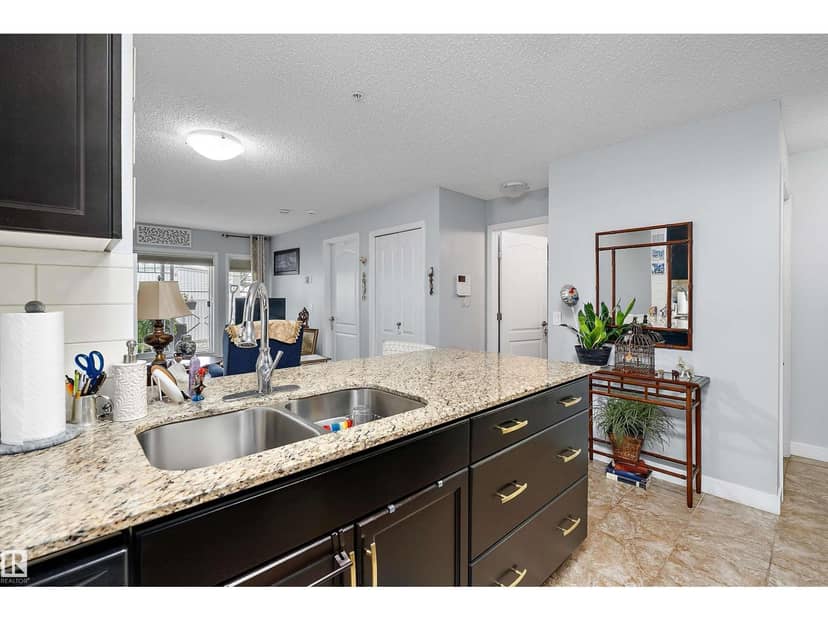#109 12660 142 AV NW, Edmonton, photo 6