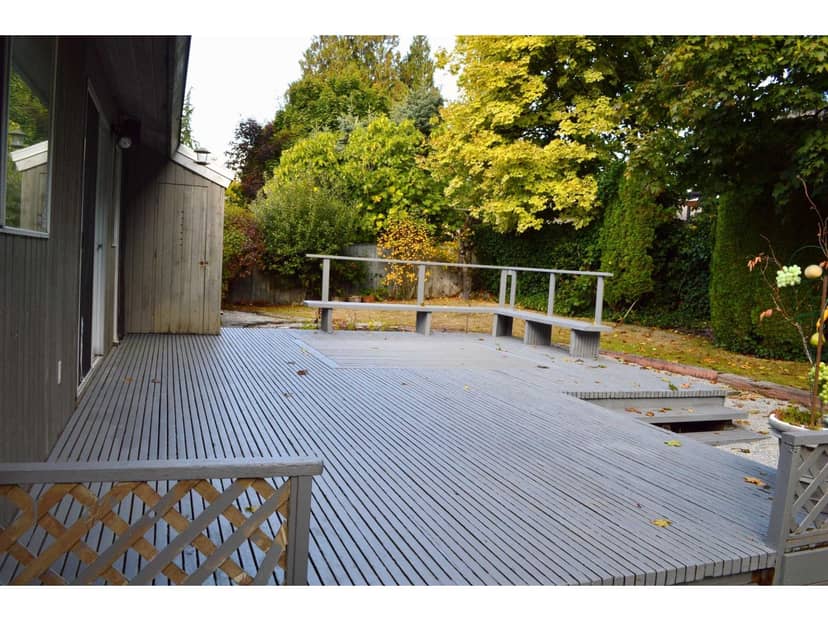 10430 FRASERGLEN DRIVE, Surrey, photo 2