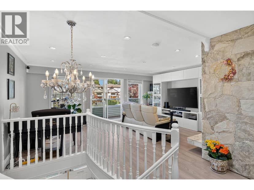 4978 IRMIN STREET, Burnaby, photo 6