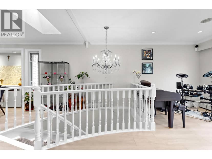 4978 IRMIN STREET, Burnaby, photo 5
