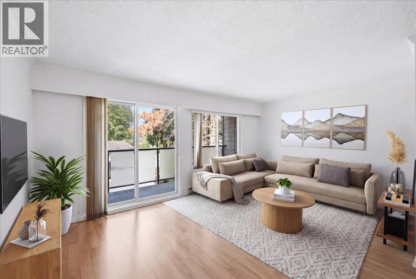 202 212 FORBES AVENUE, North Vancouver, photo 2
