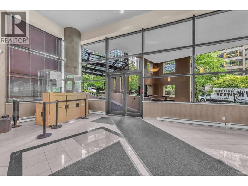 2302 1367 Alberni Street, Vancouver, photo 3