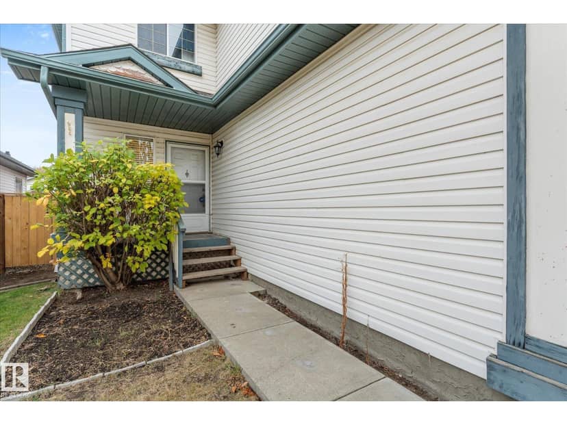407 Breckenridge Ln NW, Edmonton, photo 3