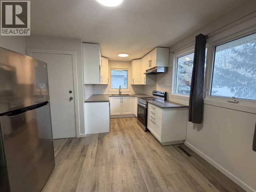 830 9 Street N, Lethbridge, photo 4