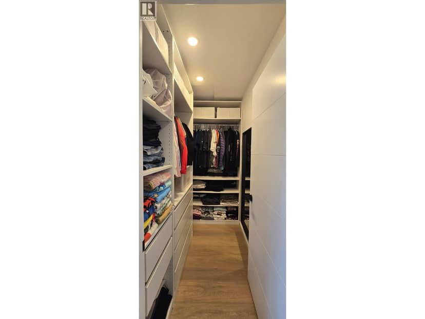 37 6233 Birch Street, Richmond, photo 8