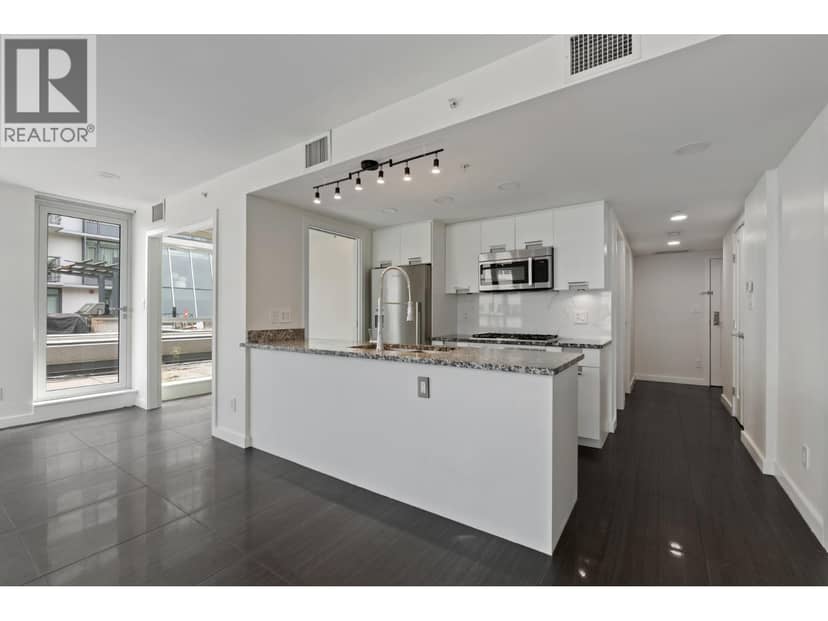 569 2080 West Broadway Street, Vancouver, photo 6