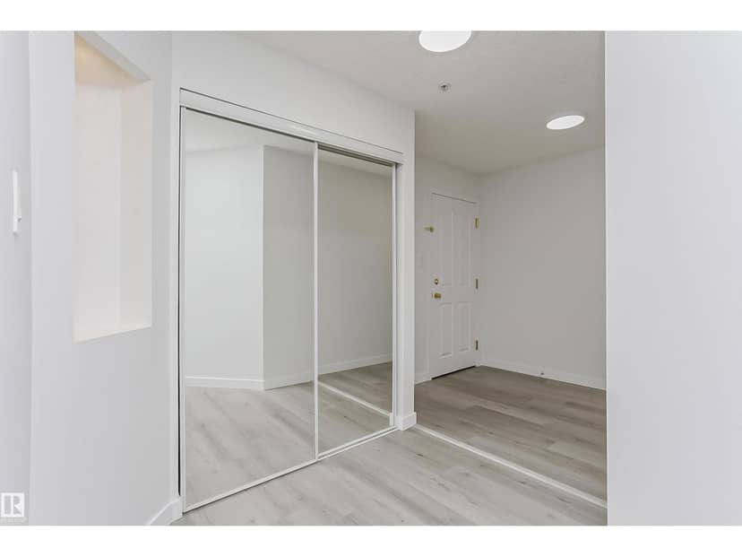 #124 10511 42 AV NW, Edmonton, photo 6