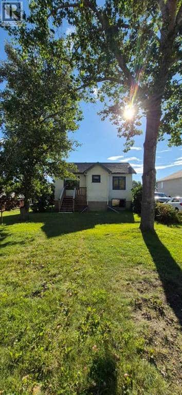 209 Main Street, Carseland, photo 2