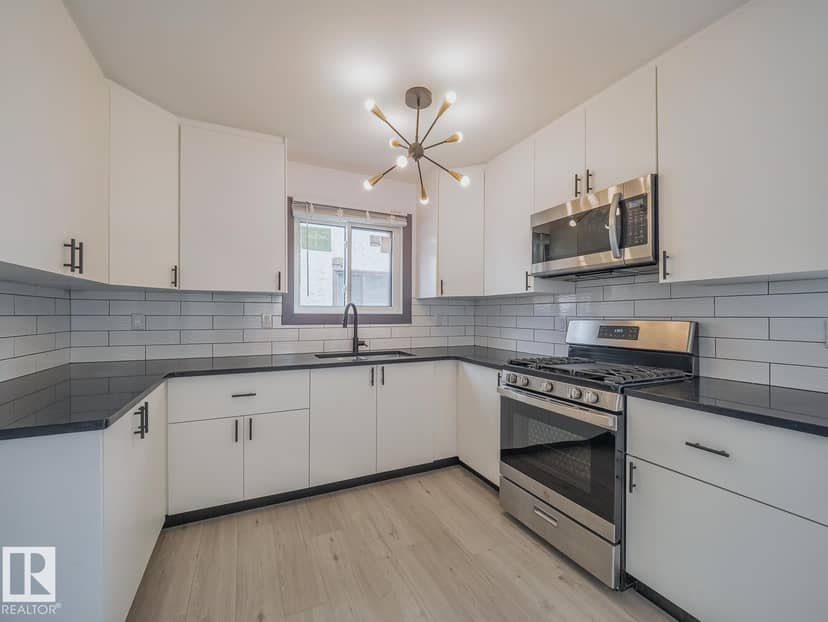 7328 183b ST NW, Edmonton, photo 4