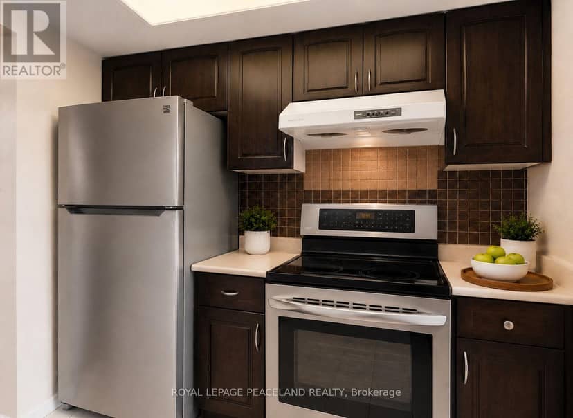 1909 - 80 Alton Towers Circle, Toronto, photo 4
