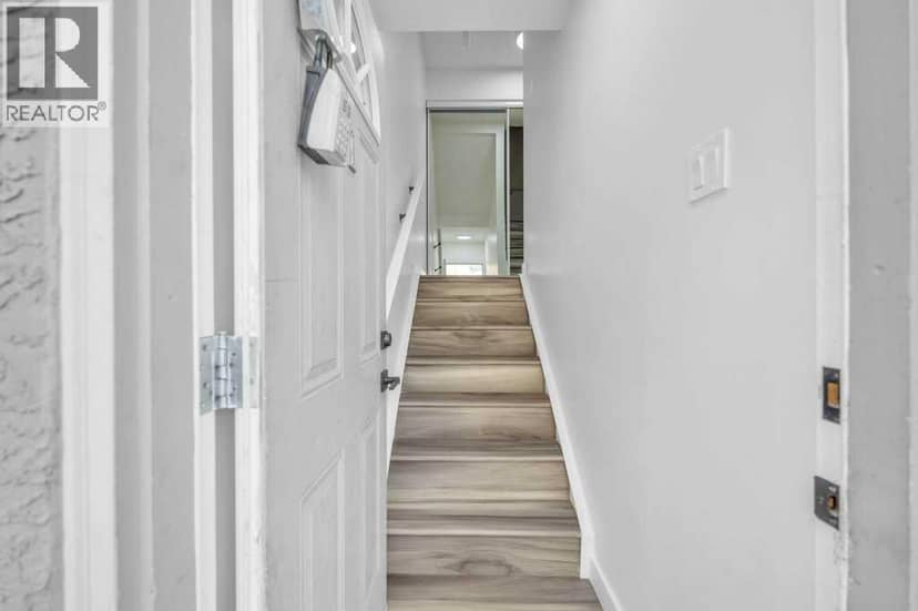 1, 8112 36 Avenue NW, Calgary, photo 4