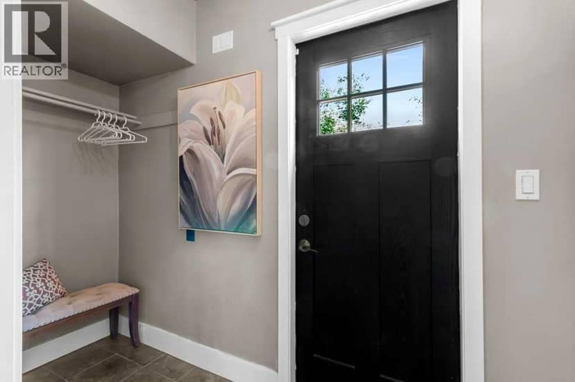 5708 45 Avenue, Red Deer, photo 3