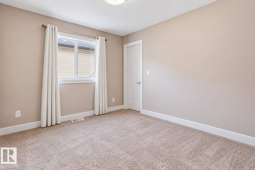 258 Albany Dr NW, Edmonton, photo 5