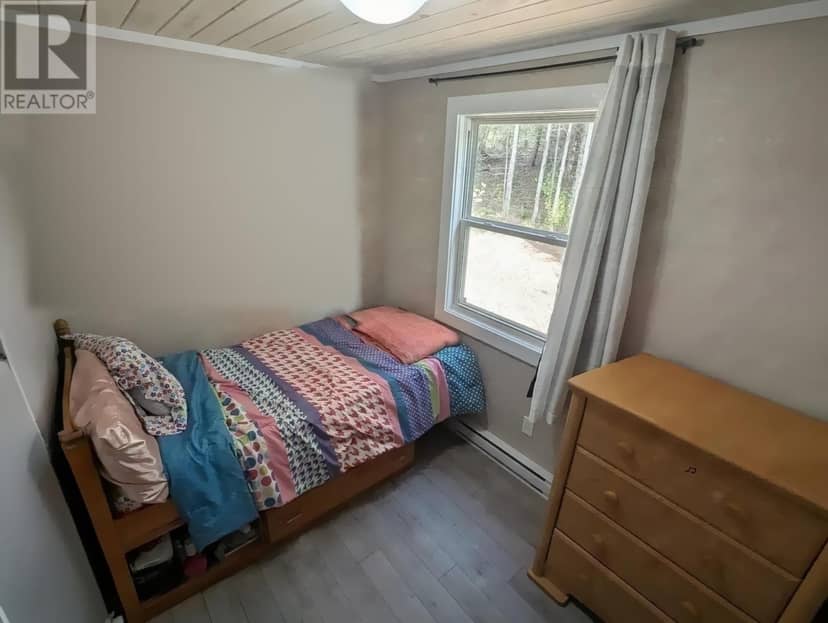 11 Riverview Drive, New London, photo 7