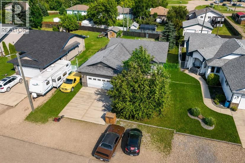 2013 19 Avenue, Delburne, photo 3