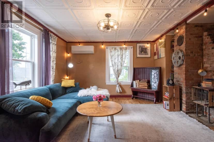 142 Water Street, Shelburne, photo 4